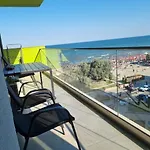 Apartment Hampton By Alz *
