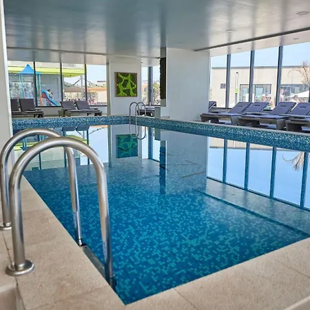 Hampton By Alz Năvodari