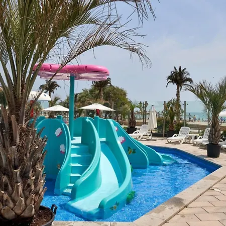 Hampton By Alz Διαμέρισμα Năvodari