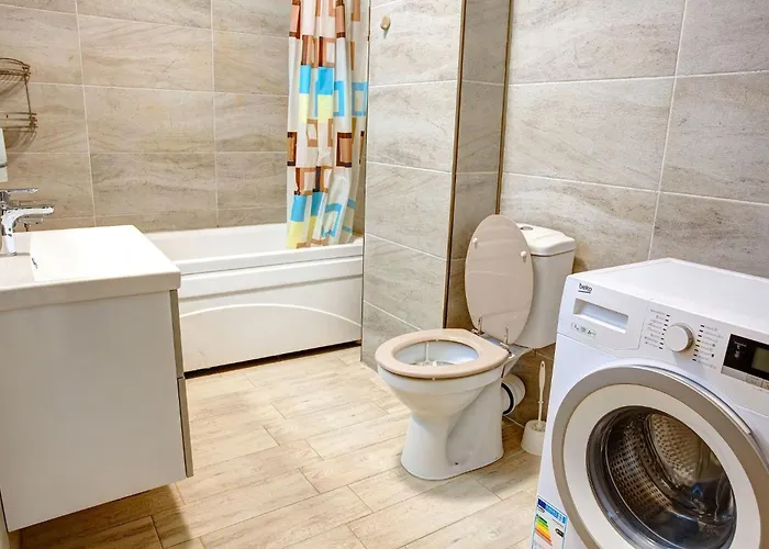 Hampton By Alz * Navodari